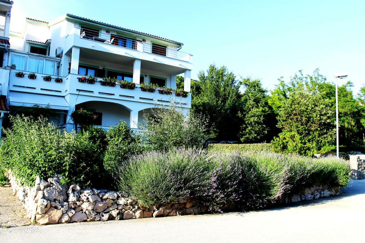 Apartments Frgacic Baška Esterno foto
