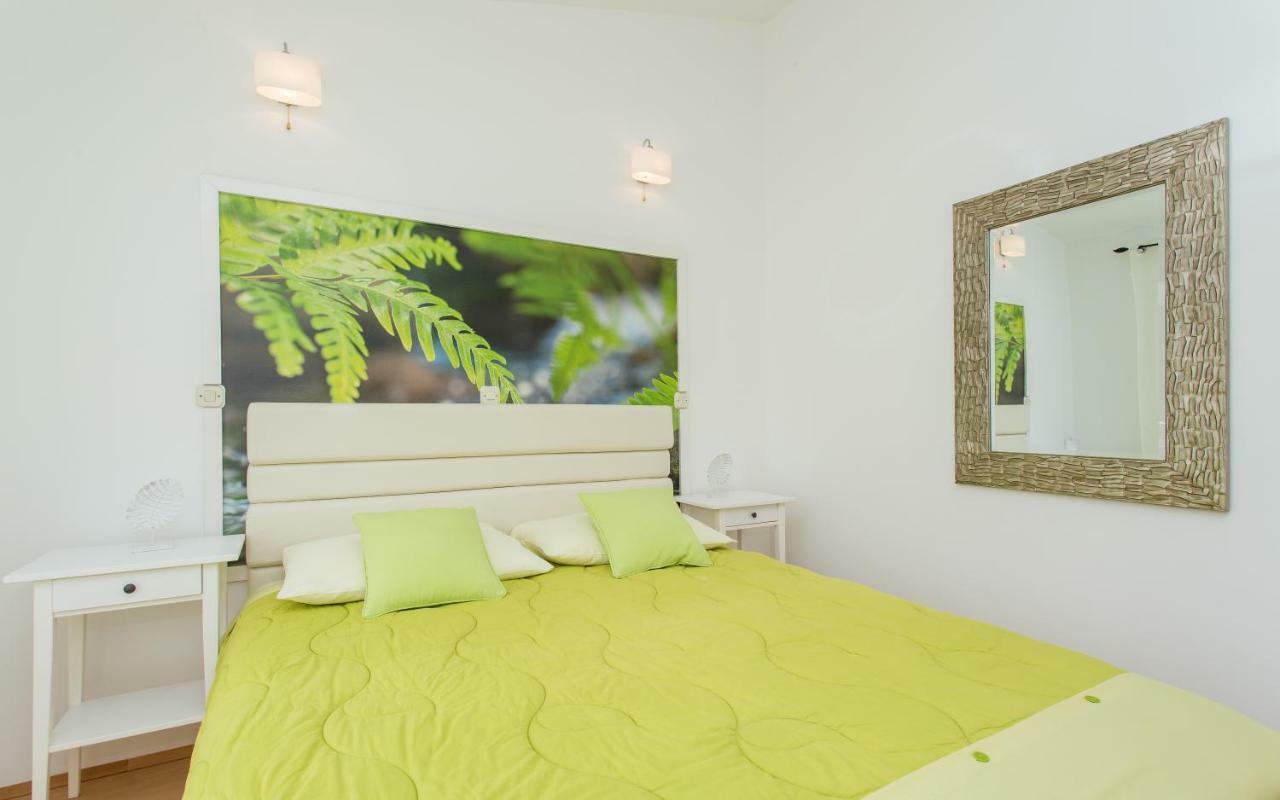 Apartments Frgacic Baška Esterno foto