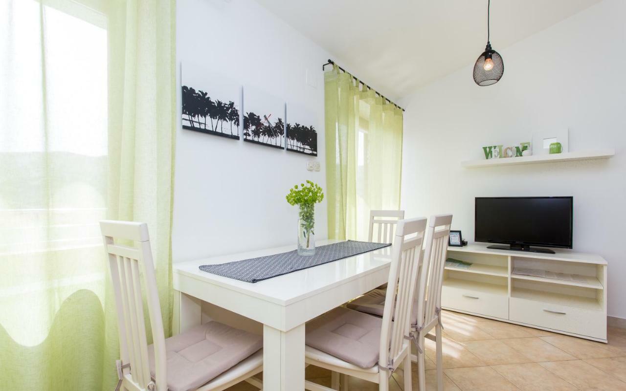 Apartments Frgacic Baška Esterno foto
